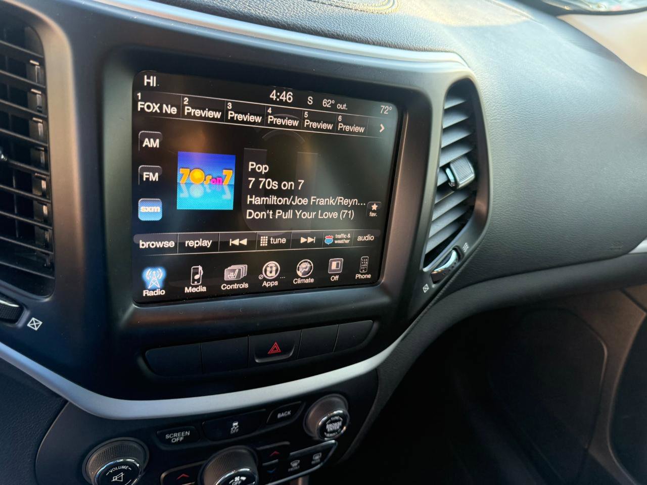 Used 2014 Jeep Cherokee Limited image 13