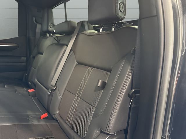 Used 2024 Chevrolet Silverado 1500 High Country w/ Technology Package image 27