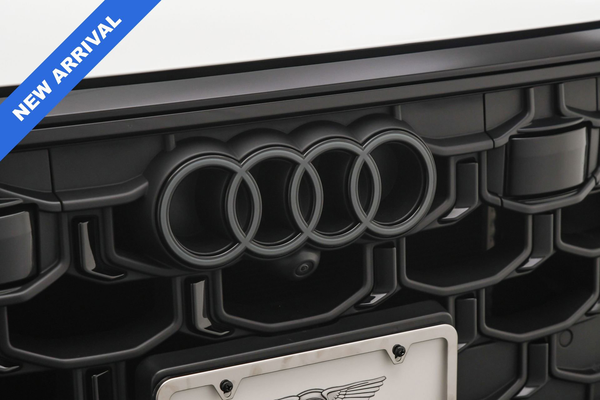 Used 2024 Audi SQ8 Premium Plus w/ Executive Package image 27