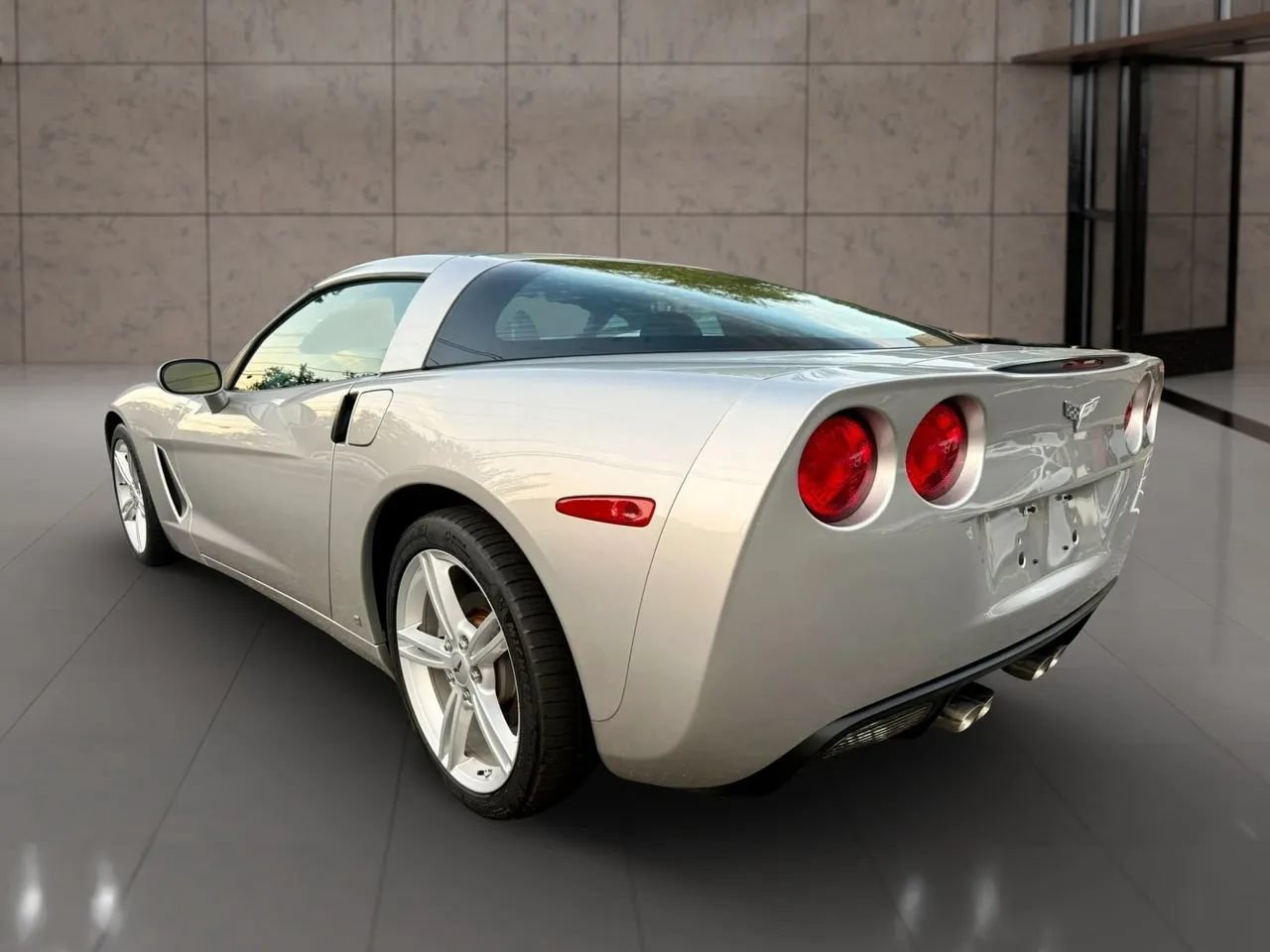 Used 2008 Chevrolet Corvette Coupe RWD image 6