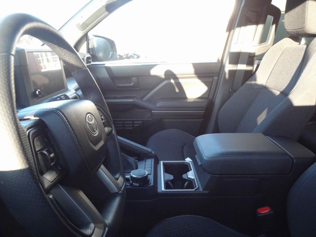 Used 2025 Toyota 4Runner SR5 image 7