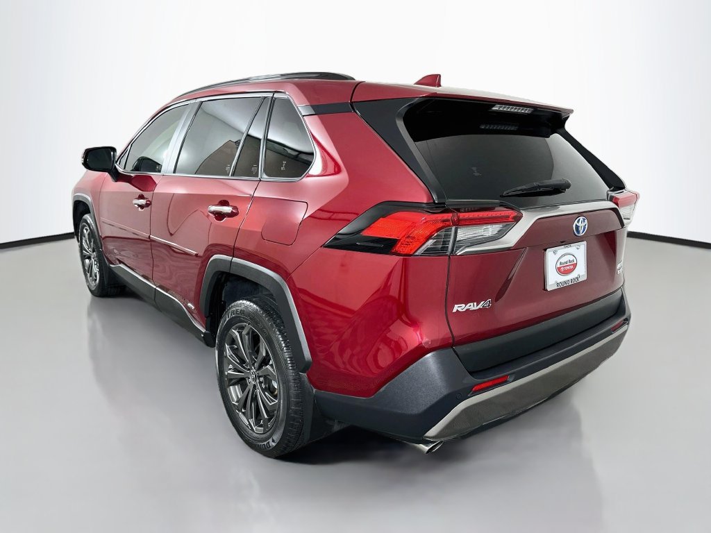 Used 2022 Toyota RAV4 Limited AWD/4WD image 7