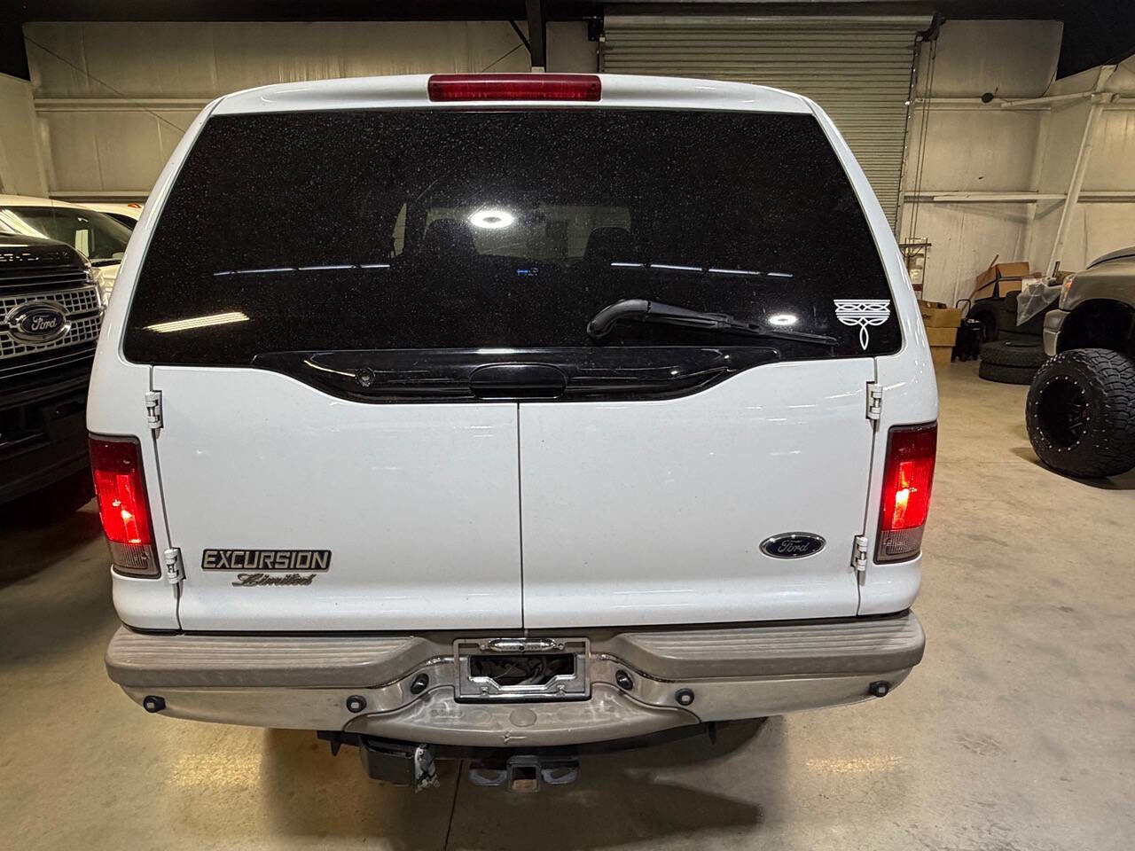 Used 2002 Ford Excursion Limited AWD/4WD image 11