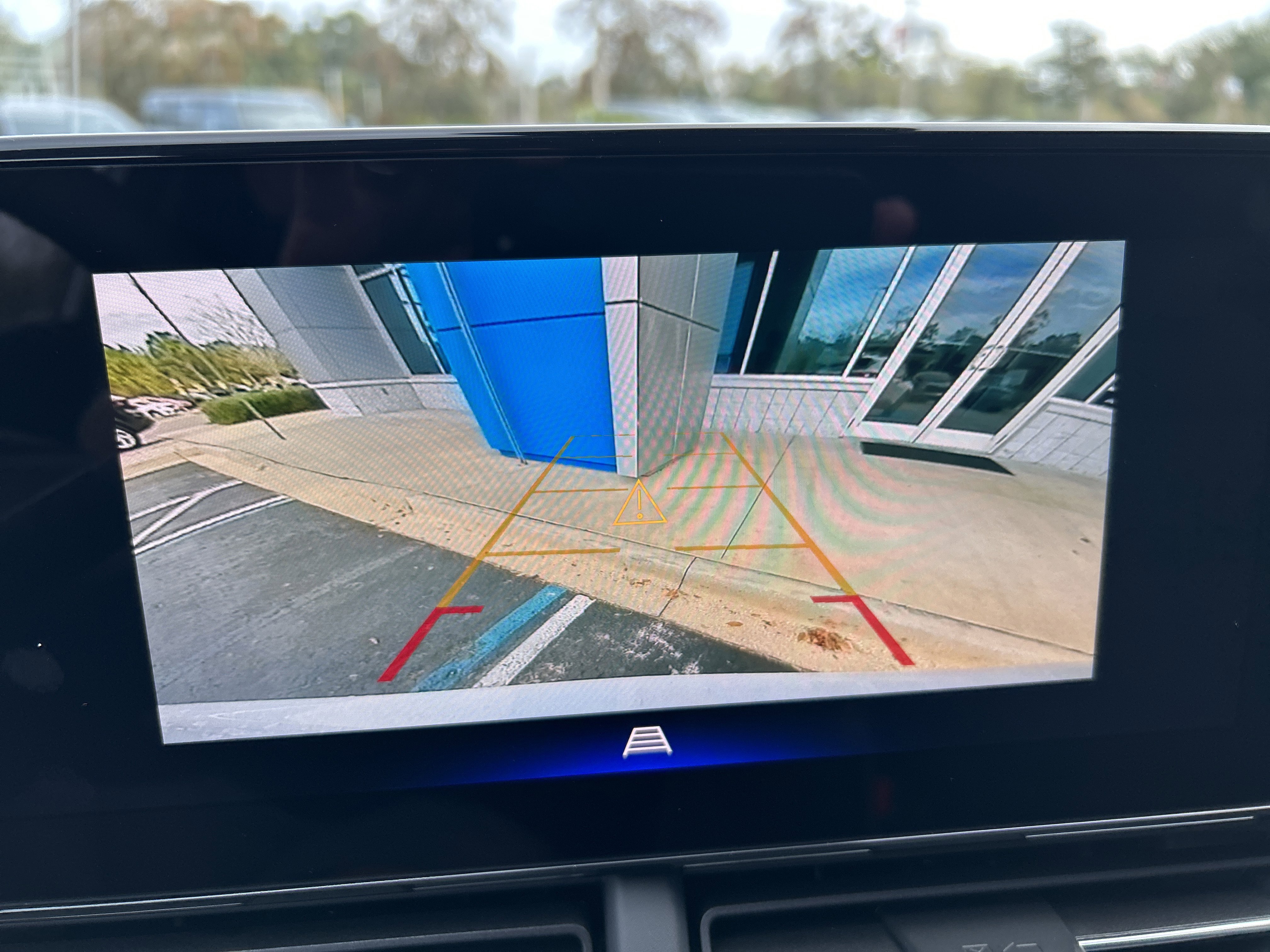 New 2025 Chevrolet Trax LT w/ Driver Confidence Package image 38