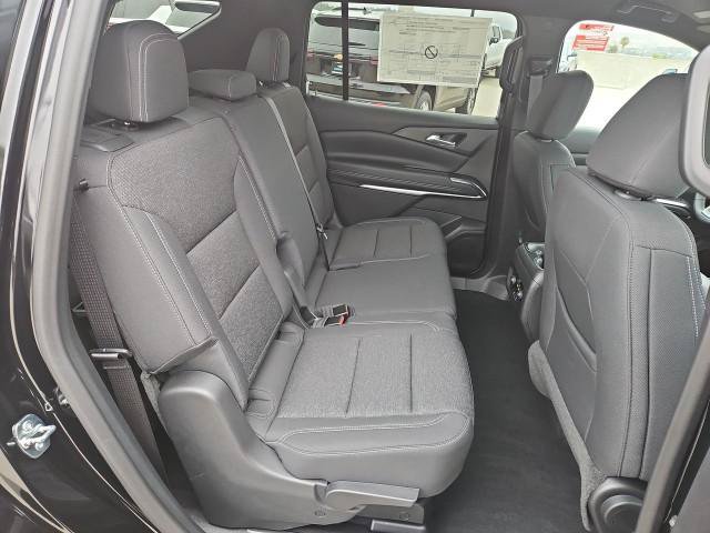 New 2026 Chevrolet Traverse LT w/ LPO, Cargo Package FWD image 27