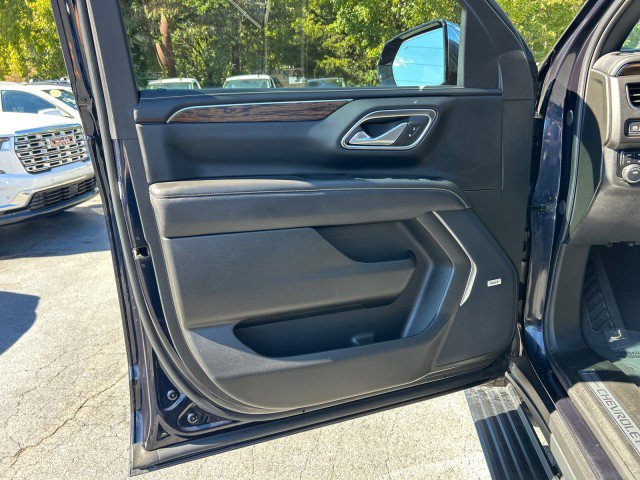 Used 2024 Chevrolet Tahoe Premier w/ Premium Package image 14