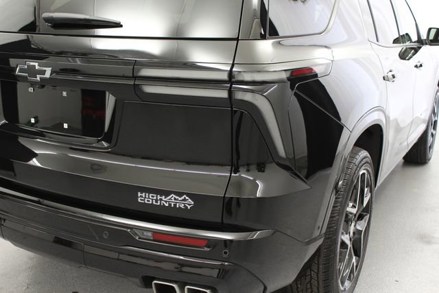 Used 2026 Chevrolet Traverse High Country AWD/4WD image 5