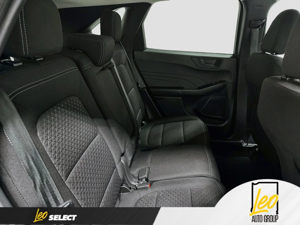Used 2023 Ford Escape Active w/ Tech Pack #1 AWD/4WD image 30
