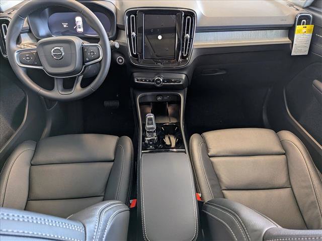 New 2026 Volvo XC40 B5 Ultra w/ Climate Package AWD/4WD image 16
