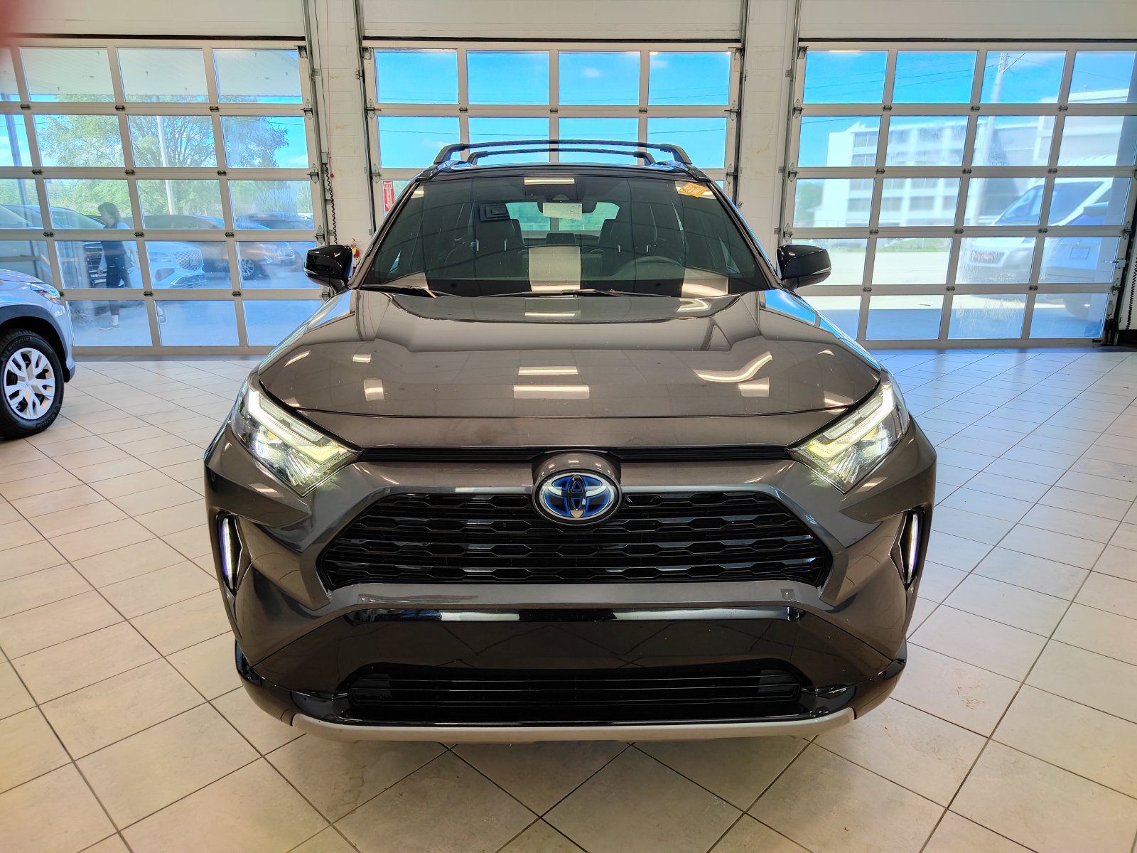 Used 2024 Toyota RAV4 XSE w/ Weather Package AWD/4WD image 8