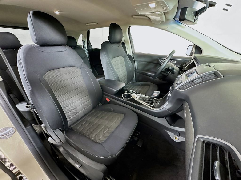 Used 2018 Ford Edge SEL AWD/4WD image 25