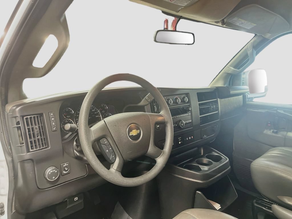 Used 2024 Chevrolet Express 2500 w/ Driver Convenience Package RWD image 9