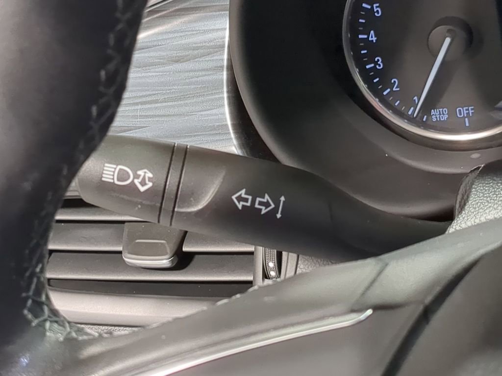 Used 2019 Buick Envision Premium w/ Driver Confidence Package AWD/4WD image 32