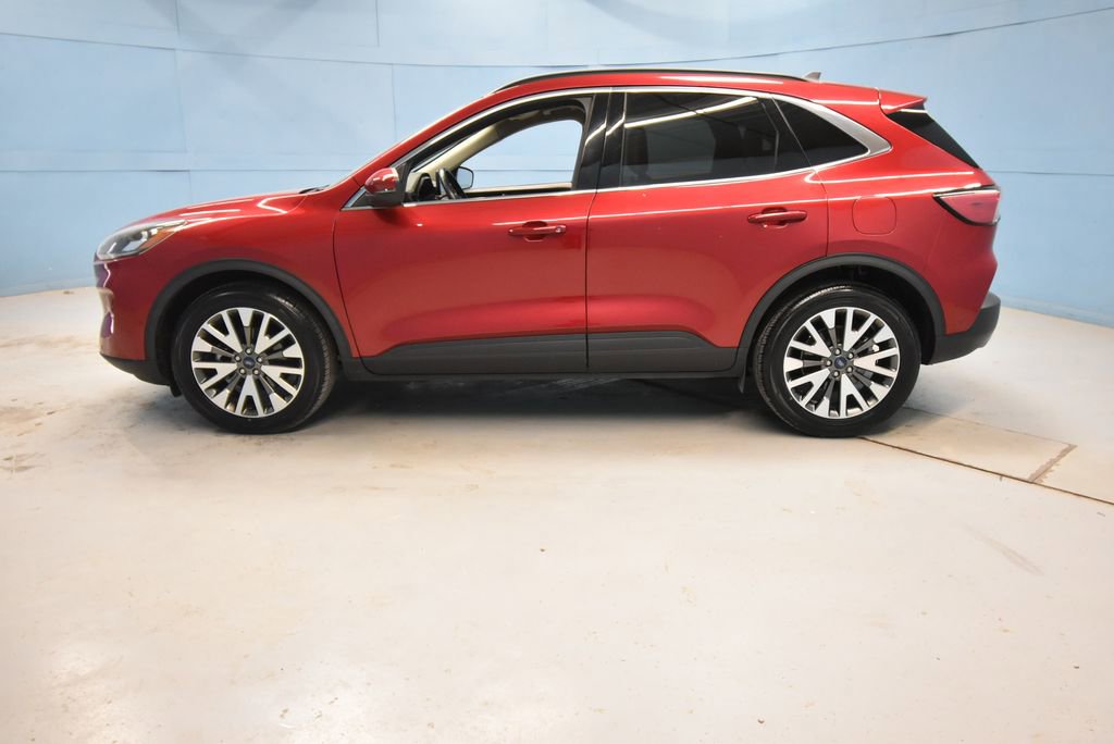 Used 2020 Ford Escape Titanium AWD/4WD image 36