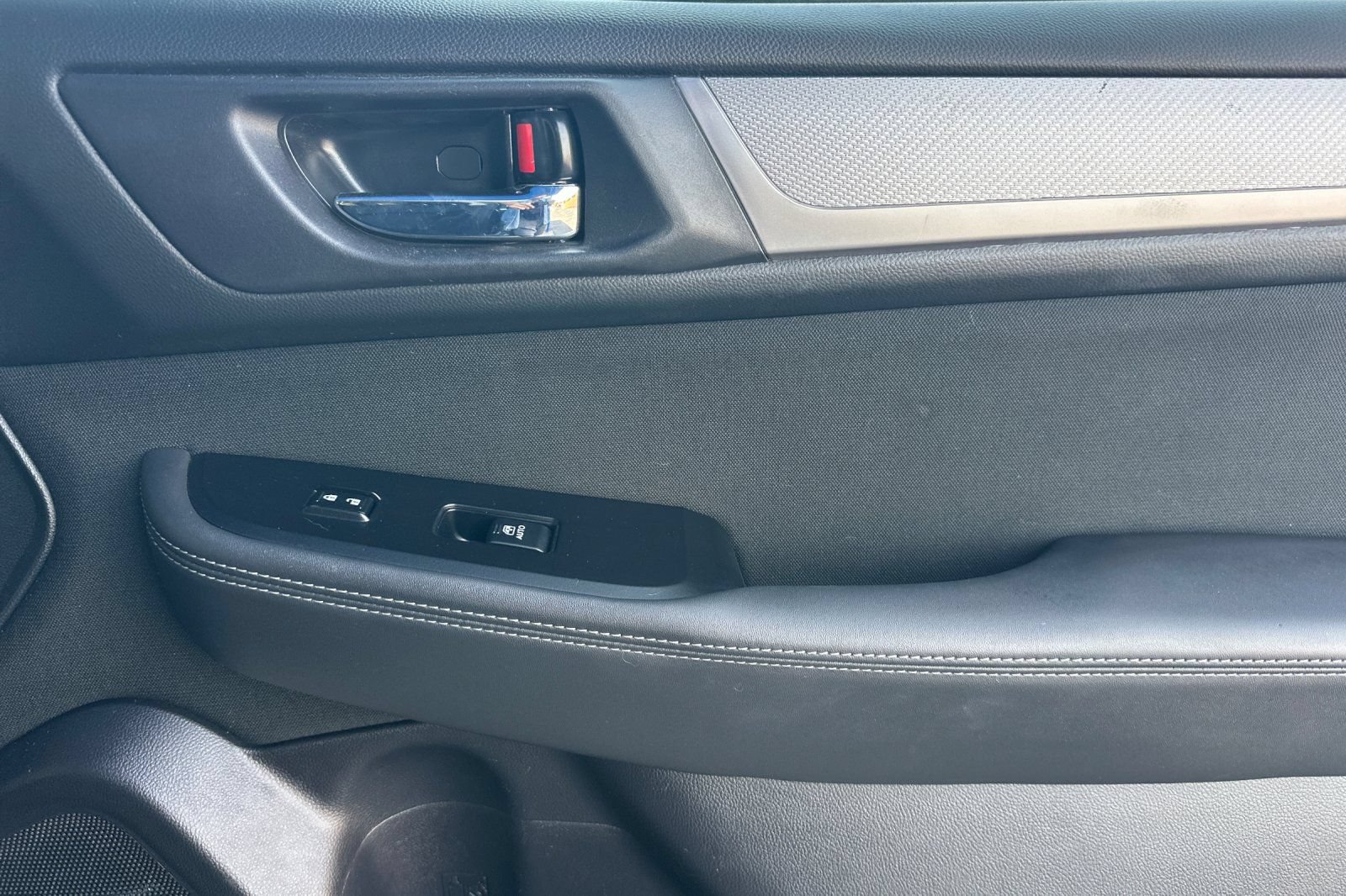 Used 2019 Subaru Outback 2.5i Premium AWD/4WD image 22