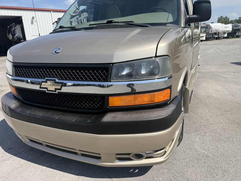 Used 2012 Chevrolet Express 3500 Extended w/ Power Package RWD image 5