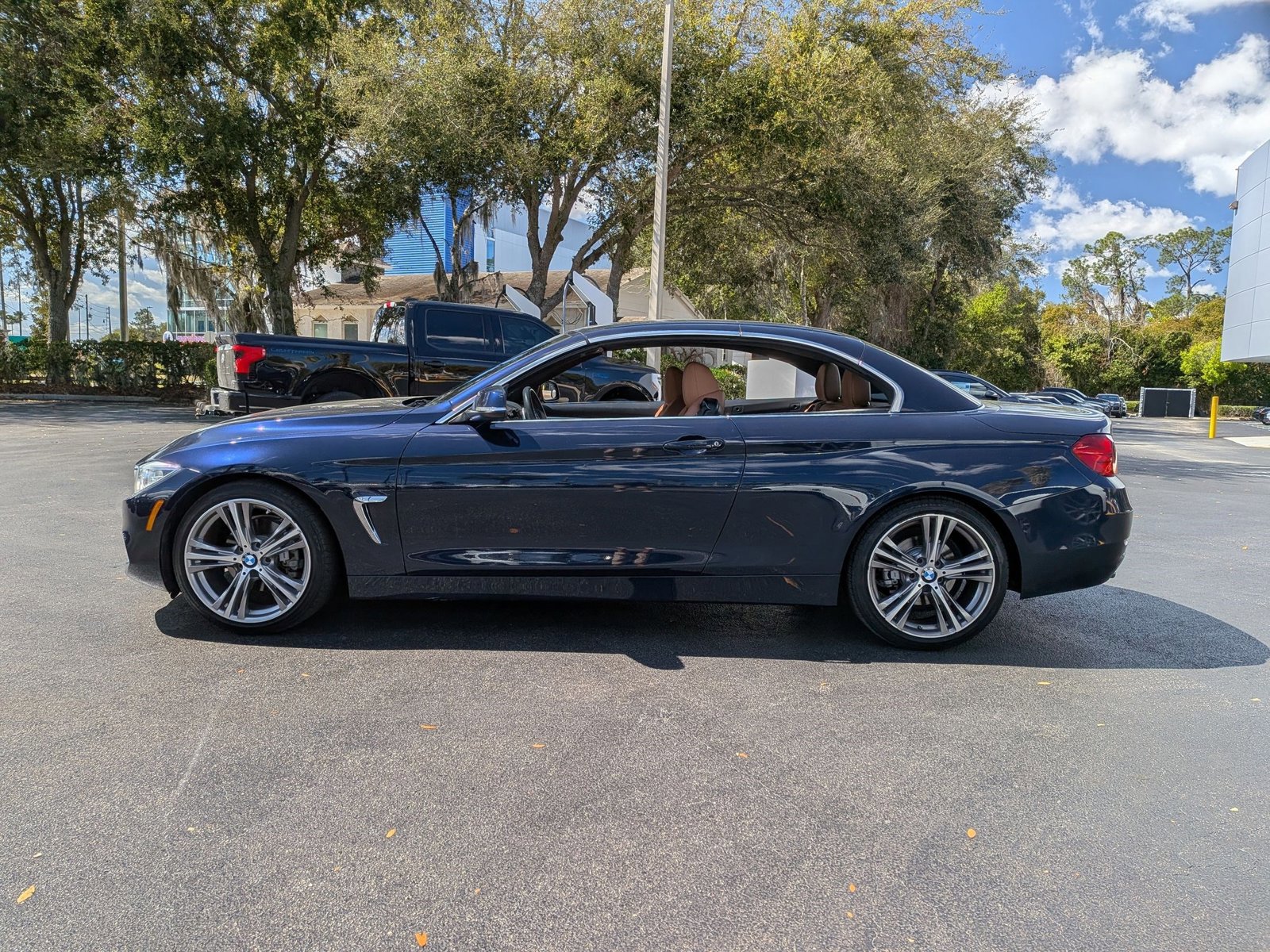Used 2016 BMW 428i Convertible image 2