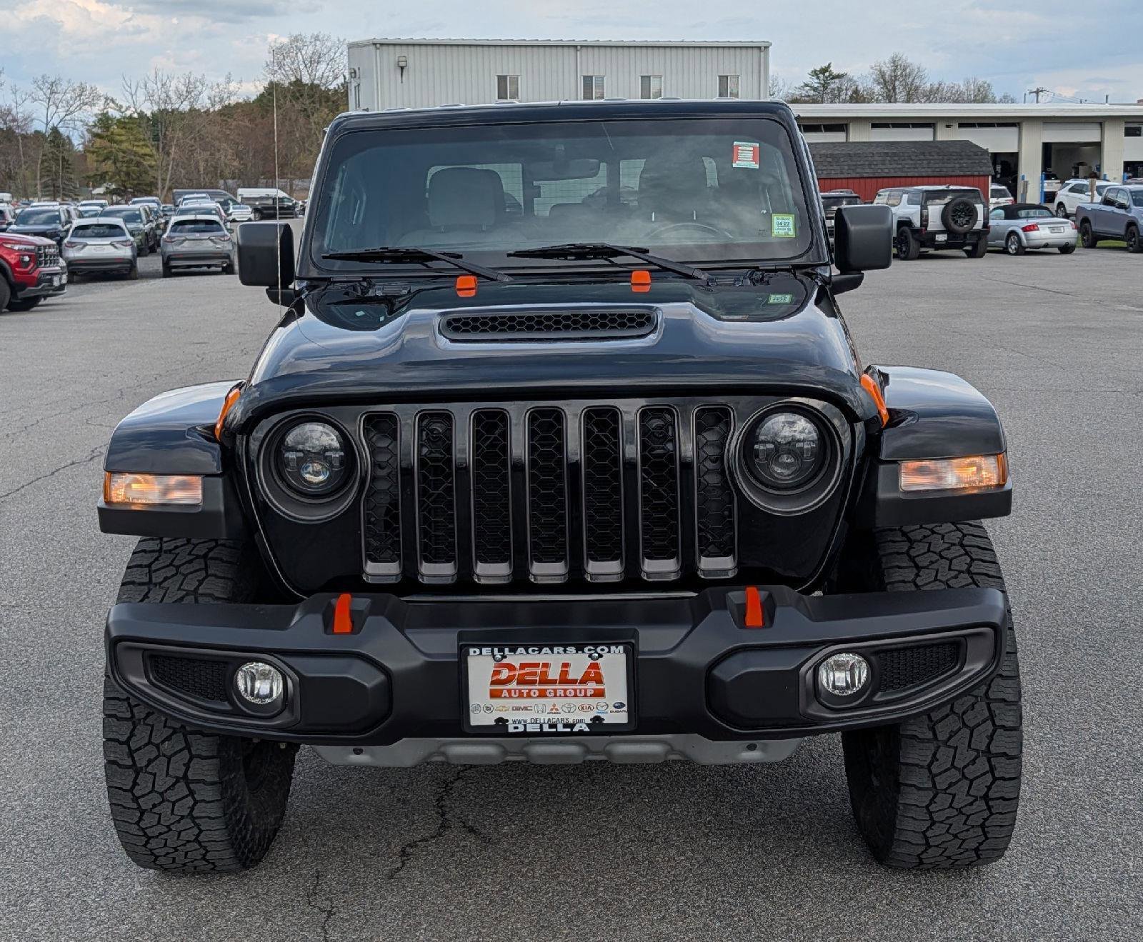 Used 2023 Jeep Gladiator Mojave w/ Cold Weather Group image 3