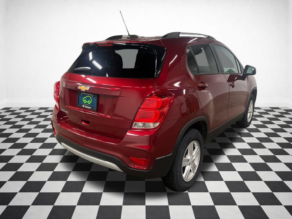 Used 2022 Chevrolet Trax LT w/ LT Convenience Package AWD/4WD image 9