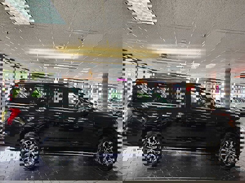 Used 2018 Ford Expedition Max Limited AWD/4WD image 5