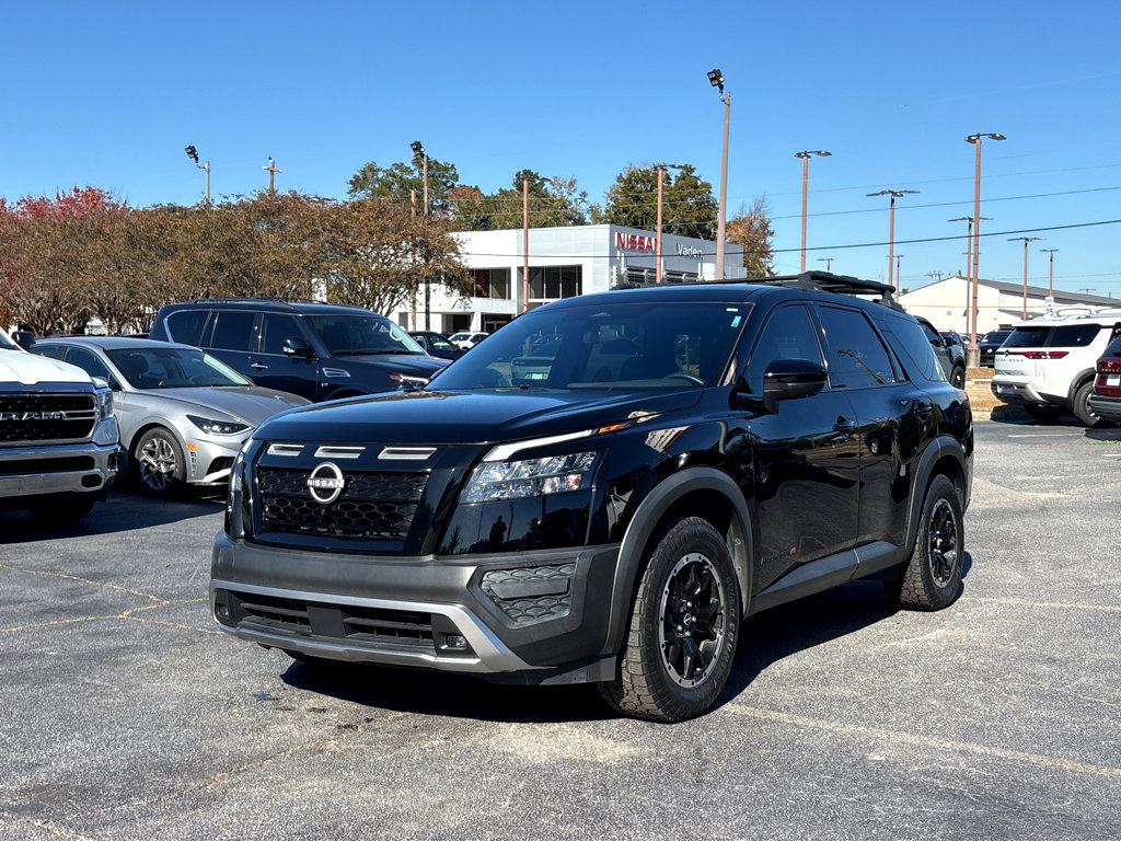 Used 2023 Nissan Pathfinder Rock Creek image 3