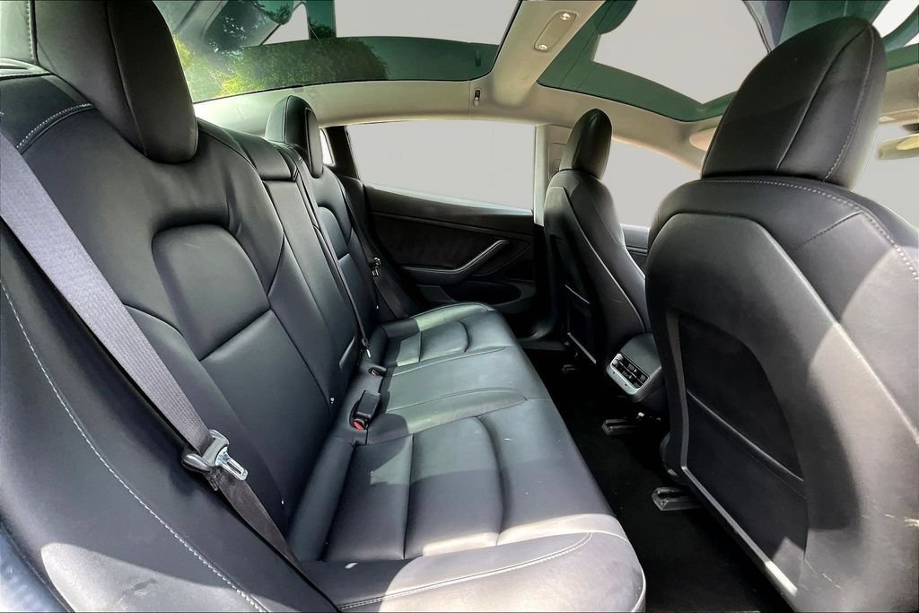 Used 2018 Tesla Model 3 Long Range RWD image 23
