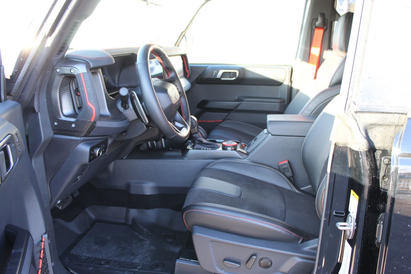 New 2025 Ford Bronco Raptor w/ Interior Carbon Fiber Pack image 22