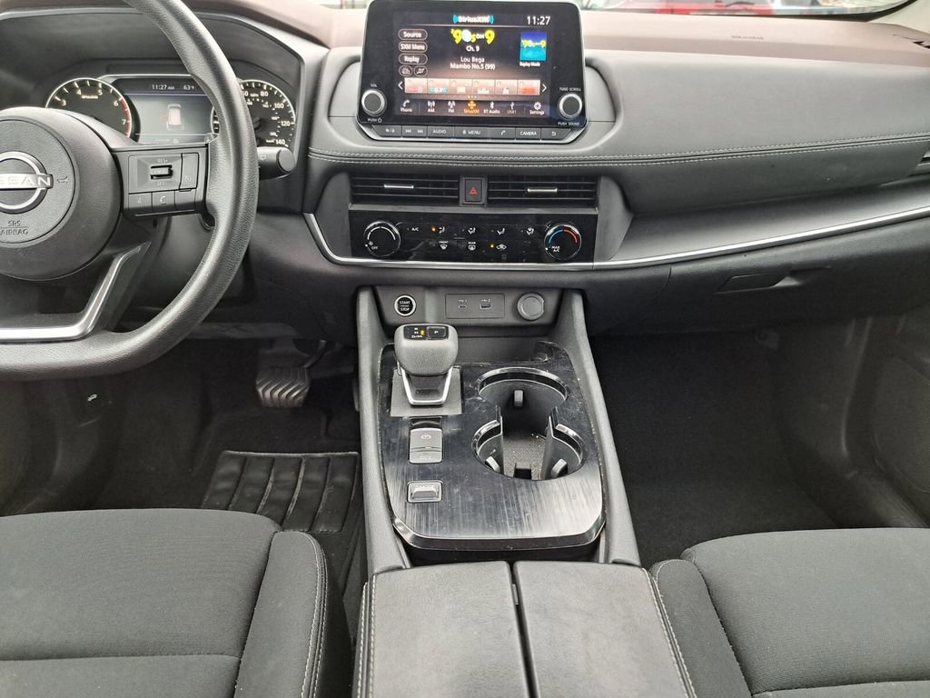 Used 2023 Nissan Rogue S image 19