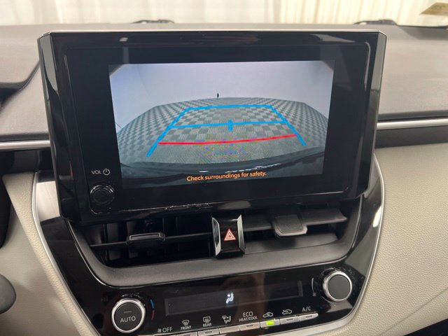 Used 2023 Toyota Corolla LE FWD image 16