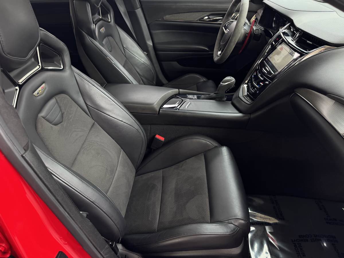 Used 2019 Cadillac CTS V w/ Carbon Fiber Package RWD image 21