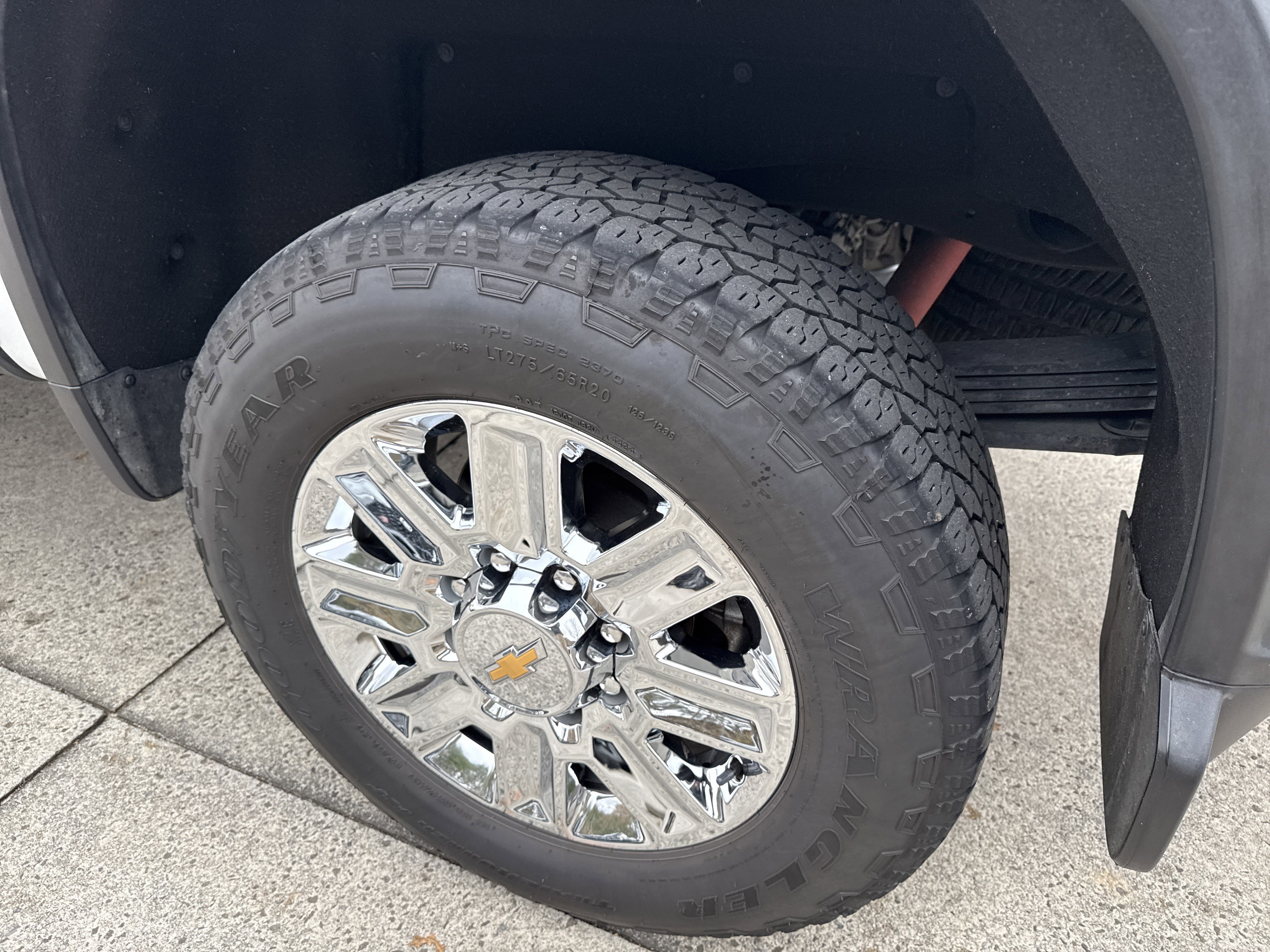 Used 2024 Chevrolet Silverado 2500 High Country w/ Technology Package image 23