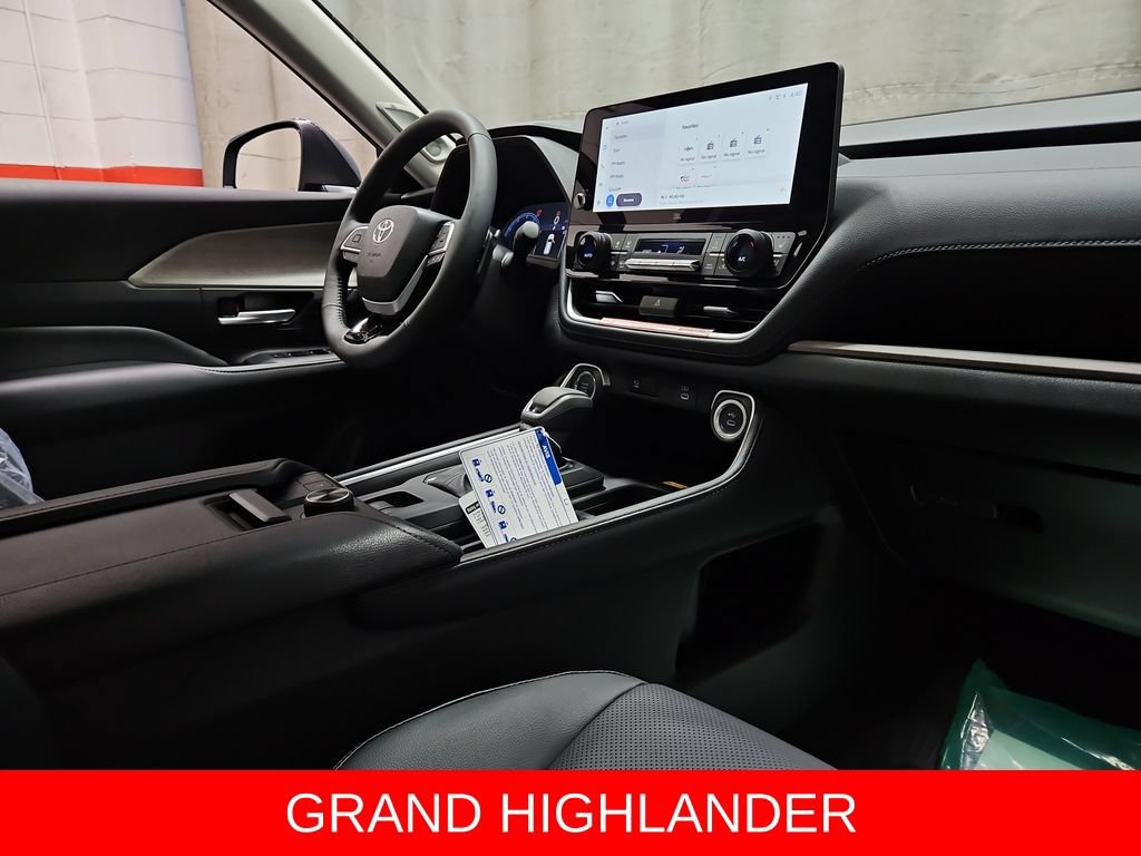 New 2026 Toyota Grand Highlander AWD image 28