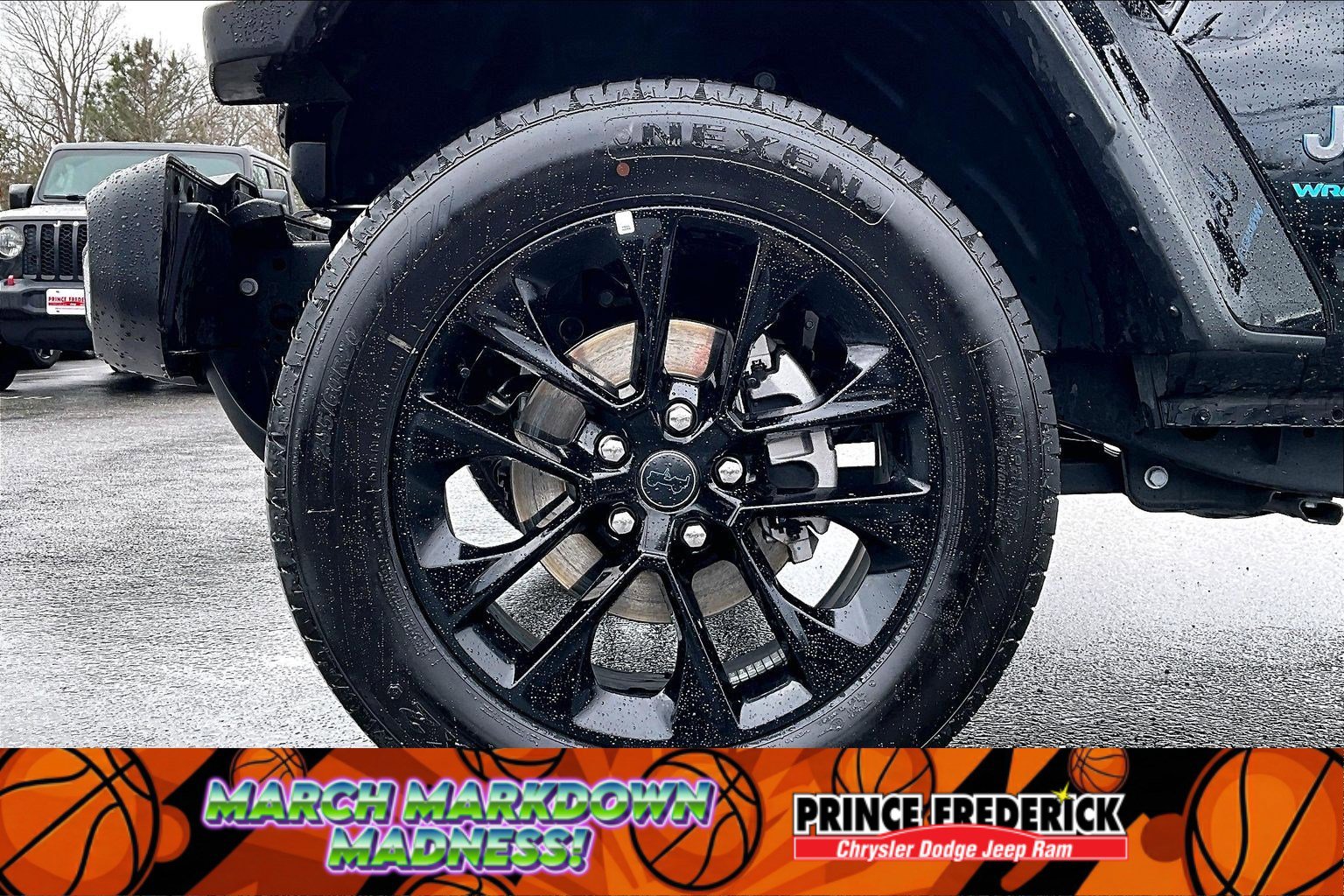 Used 2025 Jeep Wrangler Sahara w/ Safety Group image 8