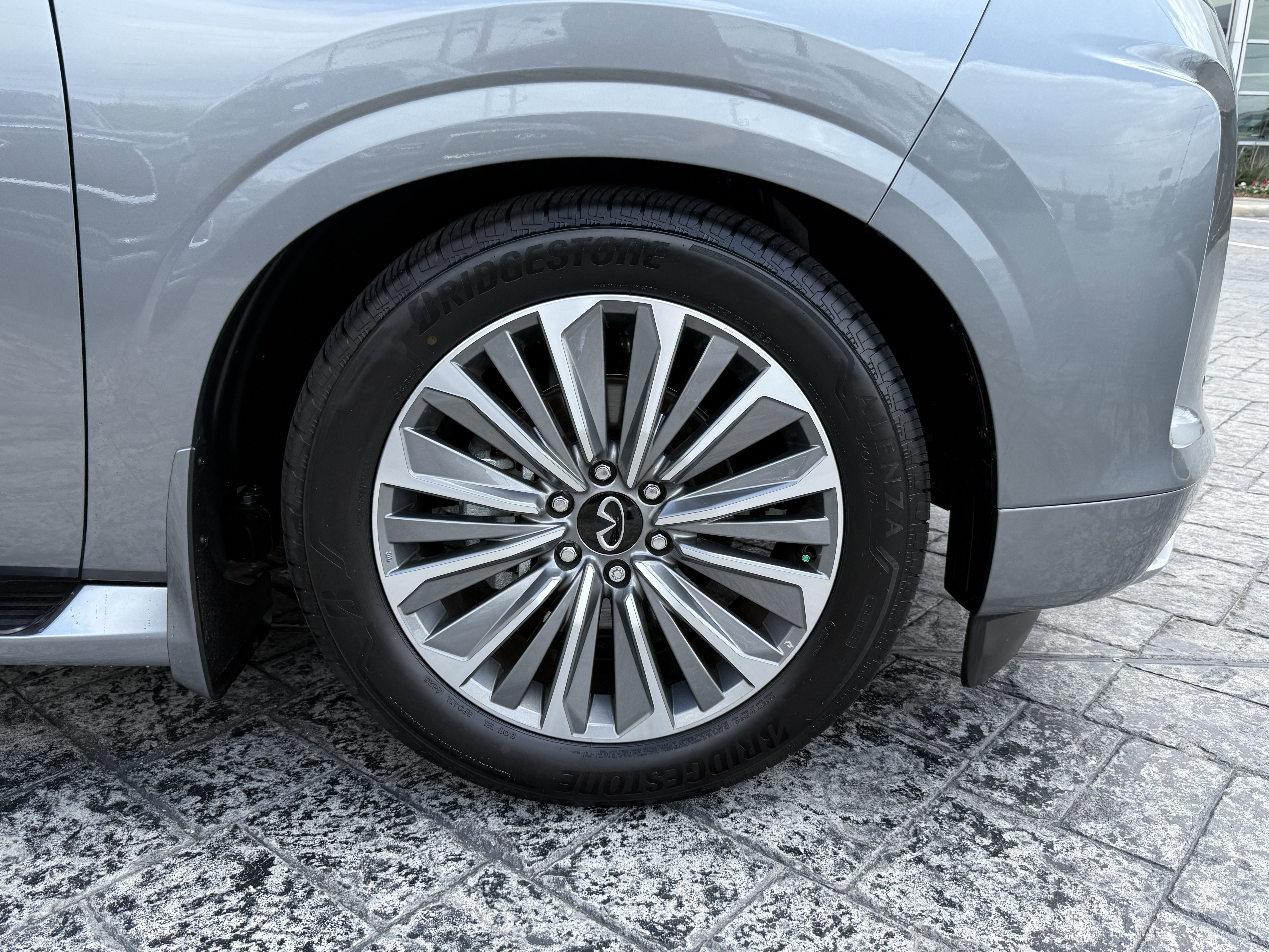 Certified 2026 INFINITI QX80 Luxe w/ Cargo Package image 9