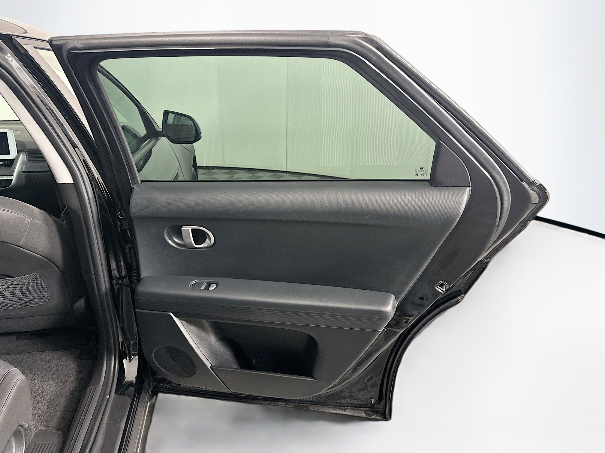 Used 2024 Hyundai Ioniq 5 SEL image 29