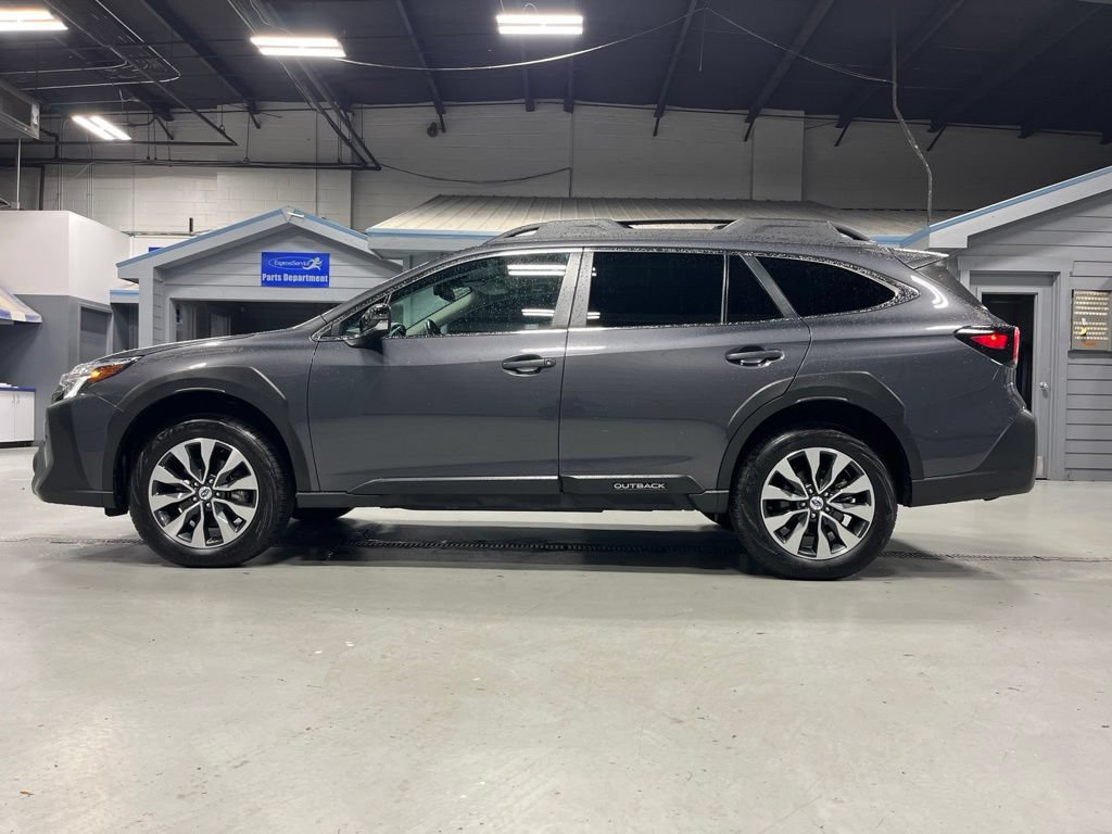 Used 2024 Subaru Outback Limited AWD/4WD image 6