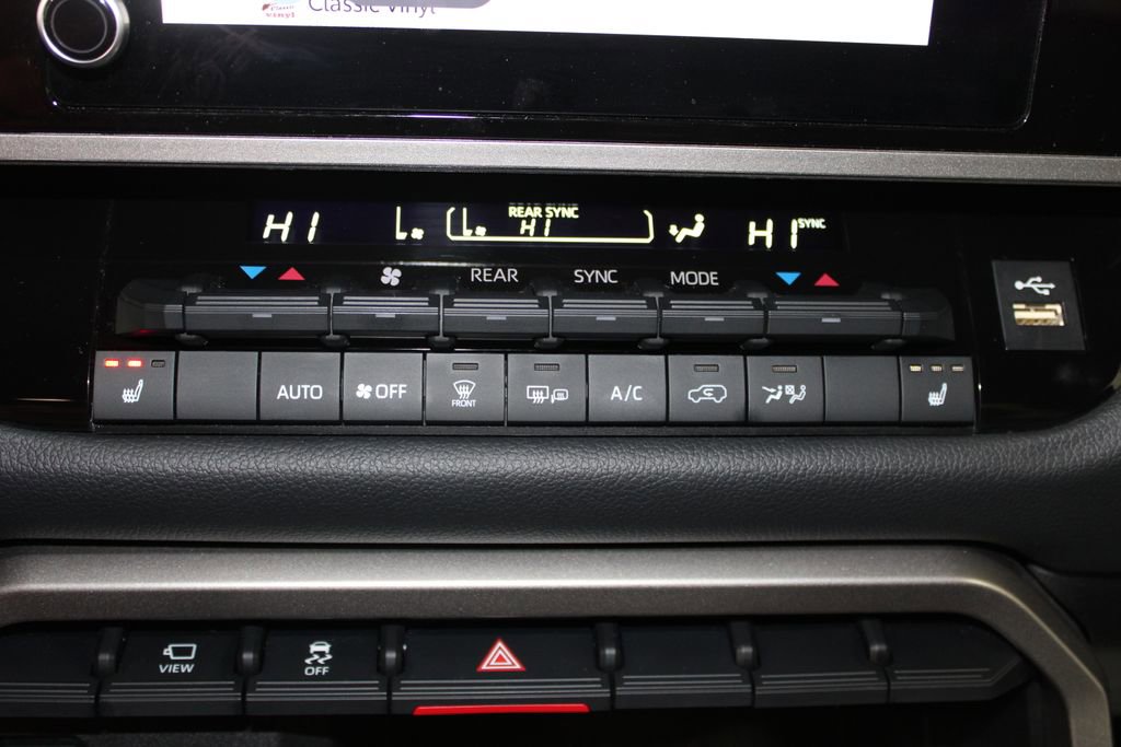 Used 2025 Toyota Sequoia SR5 AWD/4WD image 55