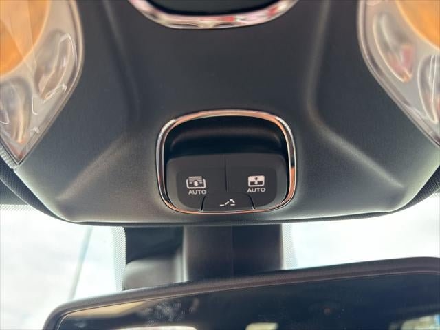 New 2026 Jeep Compass Trailhawk w/ Sun, Sound & Navigation Group AWD/4WD image 20