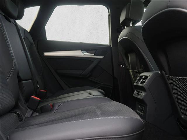 Used 2023 Audi Q5 e Prestige w/ Prestige Package image 26