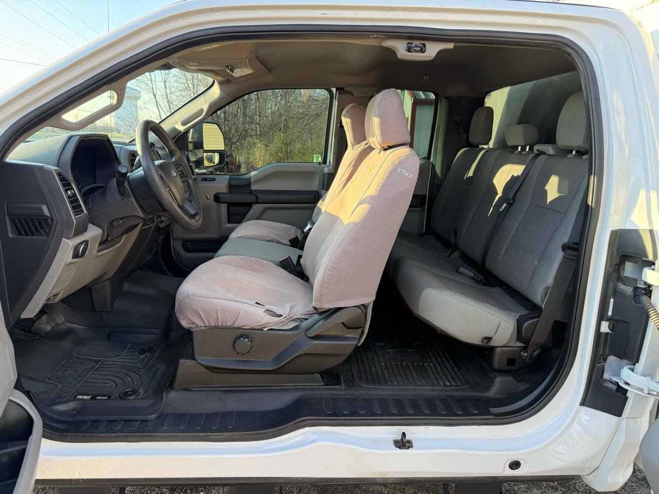 Used 2020 Ford F250 XL w/ Power Equipment Group image 6