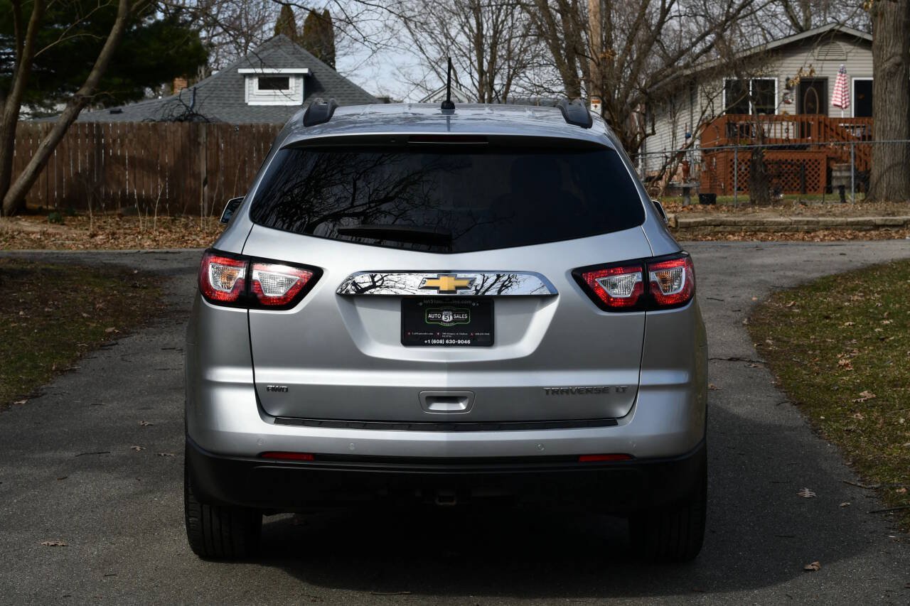 Used 2015 Chevrolet Traverse LT w/ Style and Technology Package AWD/4WD image 5