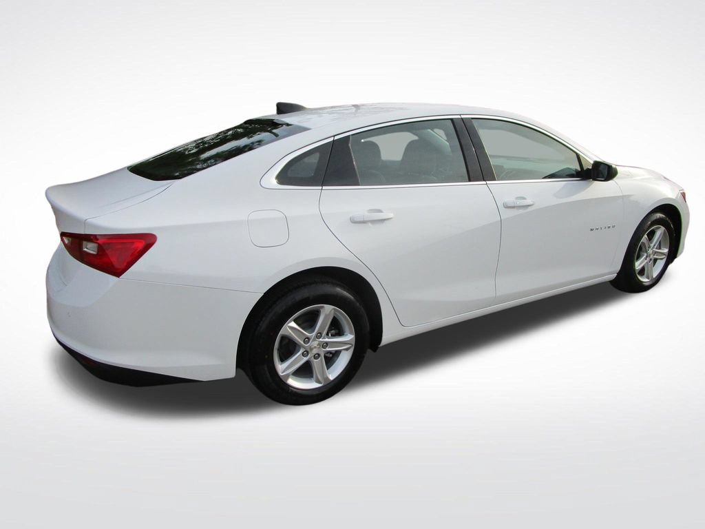 Used 2024 Chevrolet Malibu LS FWD image 9
