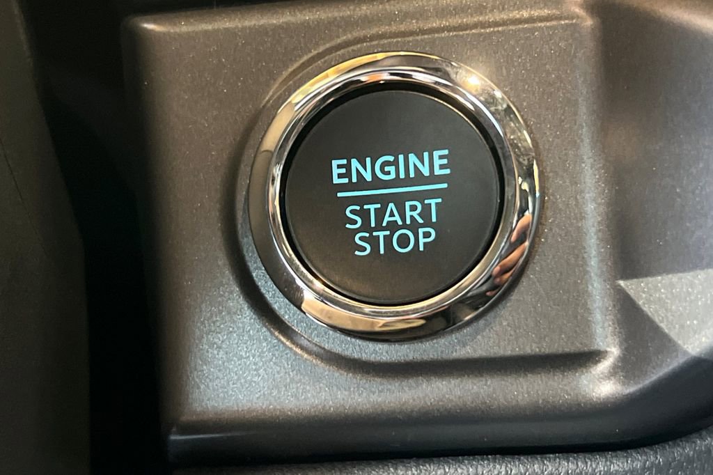 New 2026 Ford F150 XLT w/ Equipment Group 302A MID image 20
