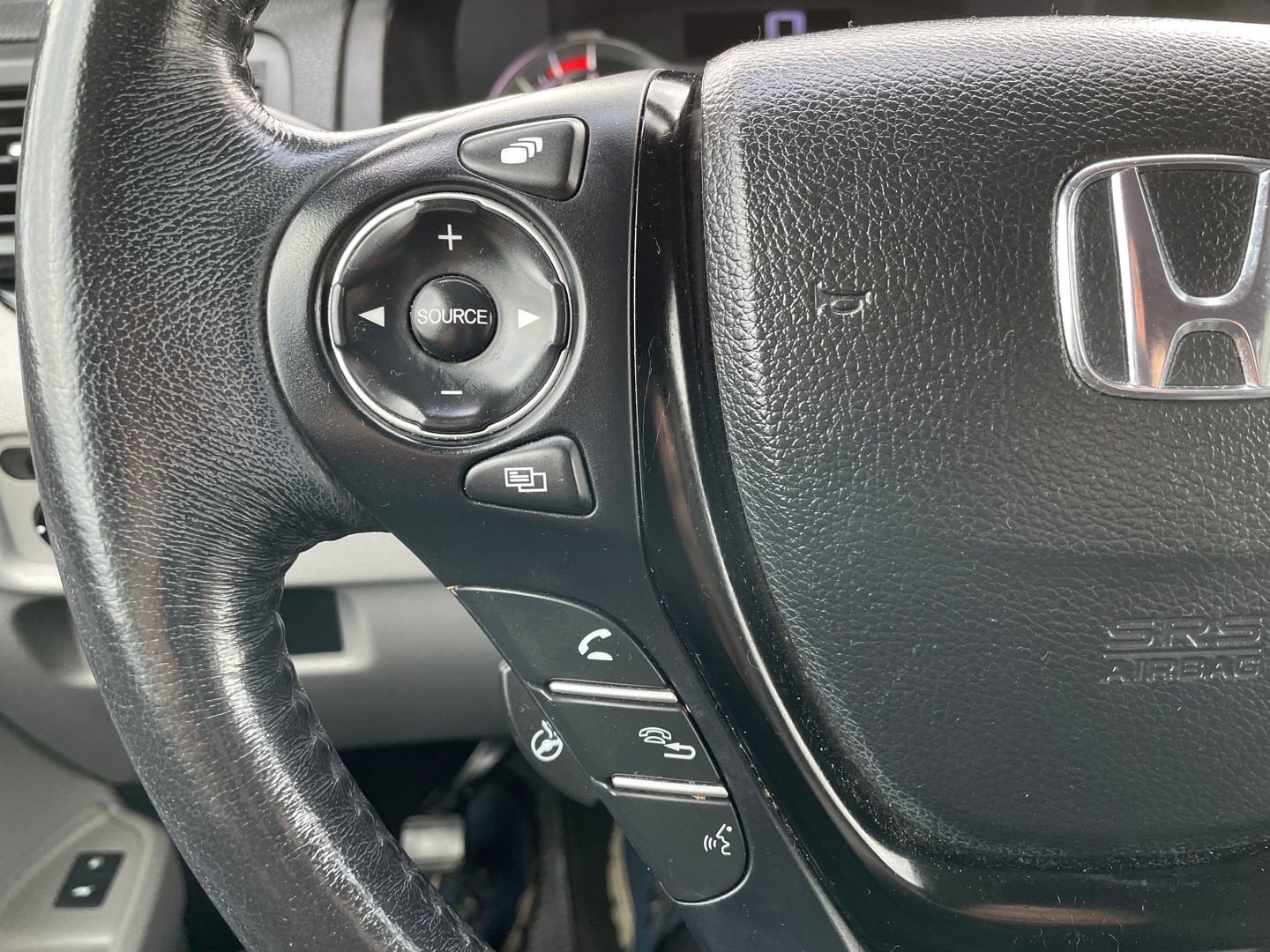 Used 2018 Honda Pilot Elite image 27