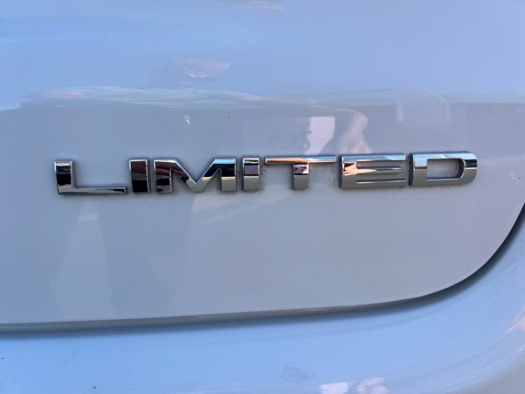 Used 2025 Jeep Compass Limited AWD/4WD image 14