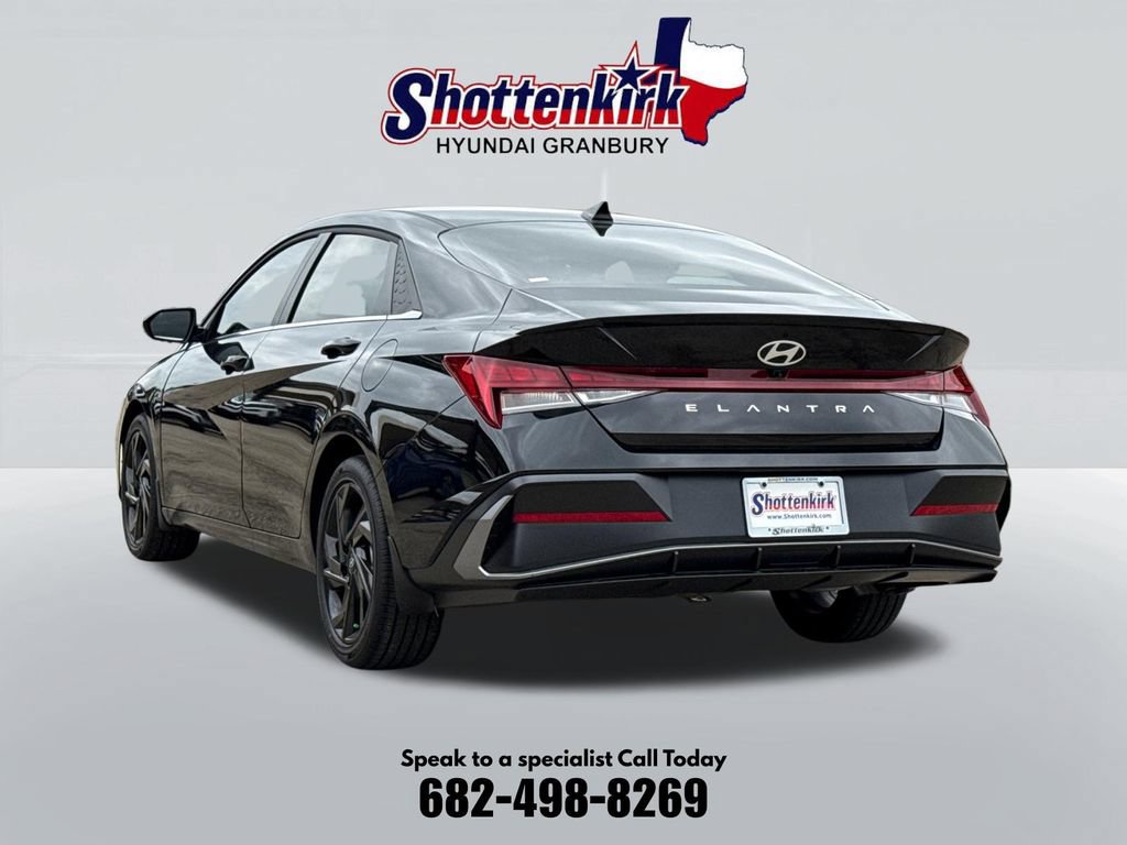 New 2026 Hyundai Elantra SEL Sport Premium FWD image 8