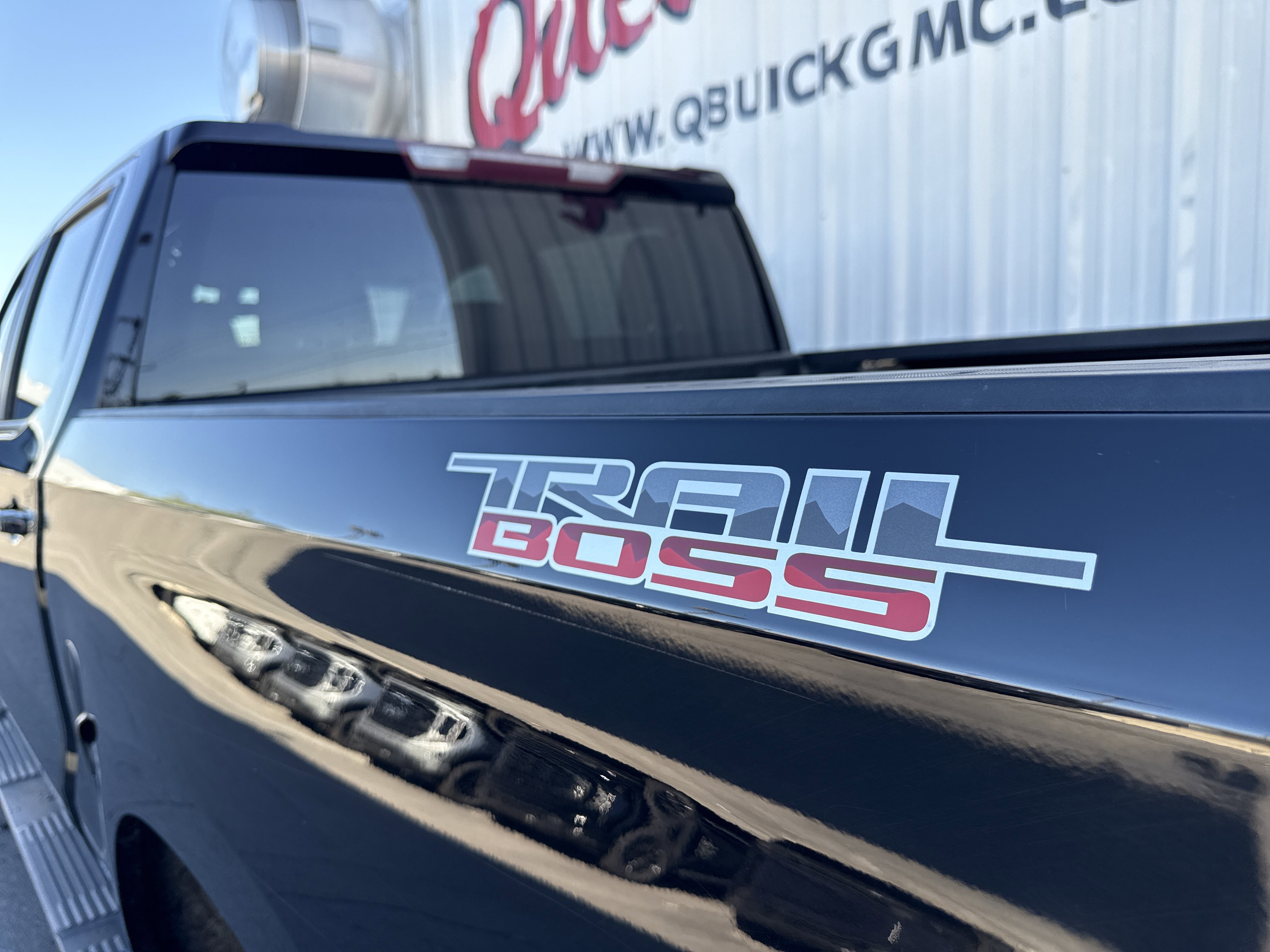 Used 2019 Chevrolet Silverado 1500 LT Trail Boss image 13