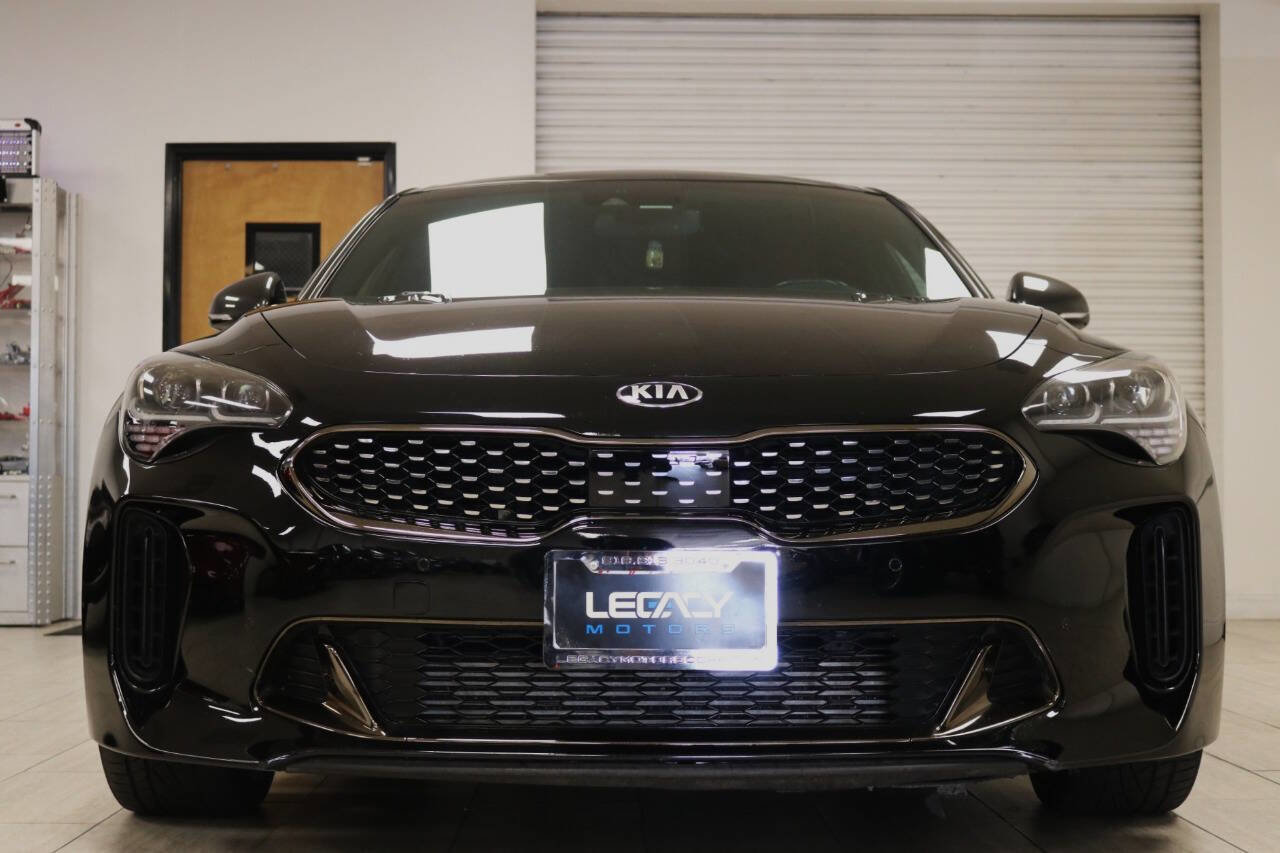 Used 2019 Kia Stinger GT1 RWD image 4