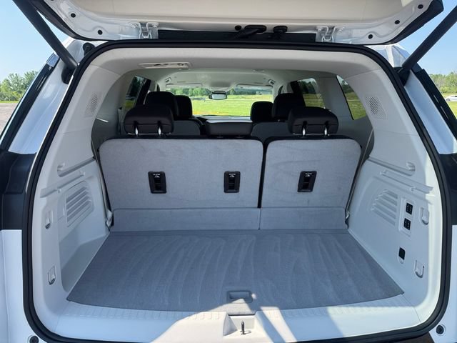 Used 2024 GMC Acadia Denali FWD image 19