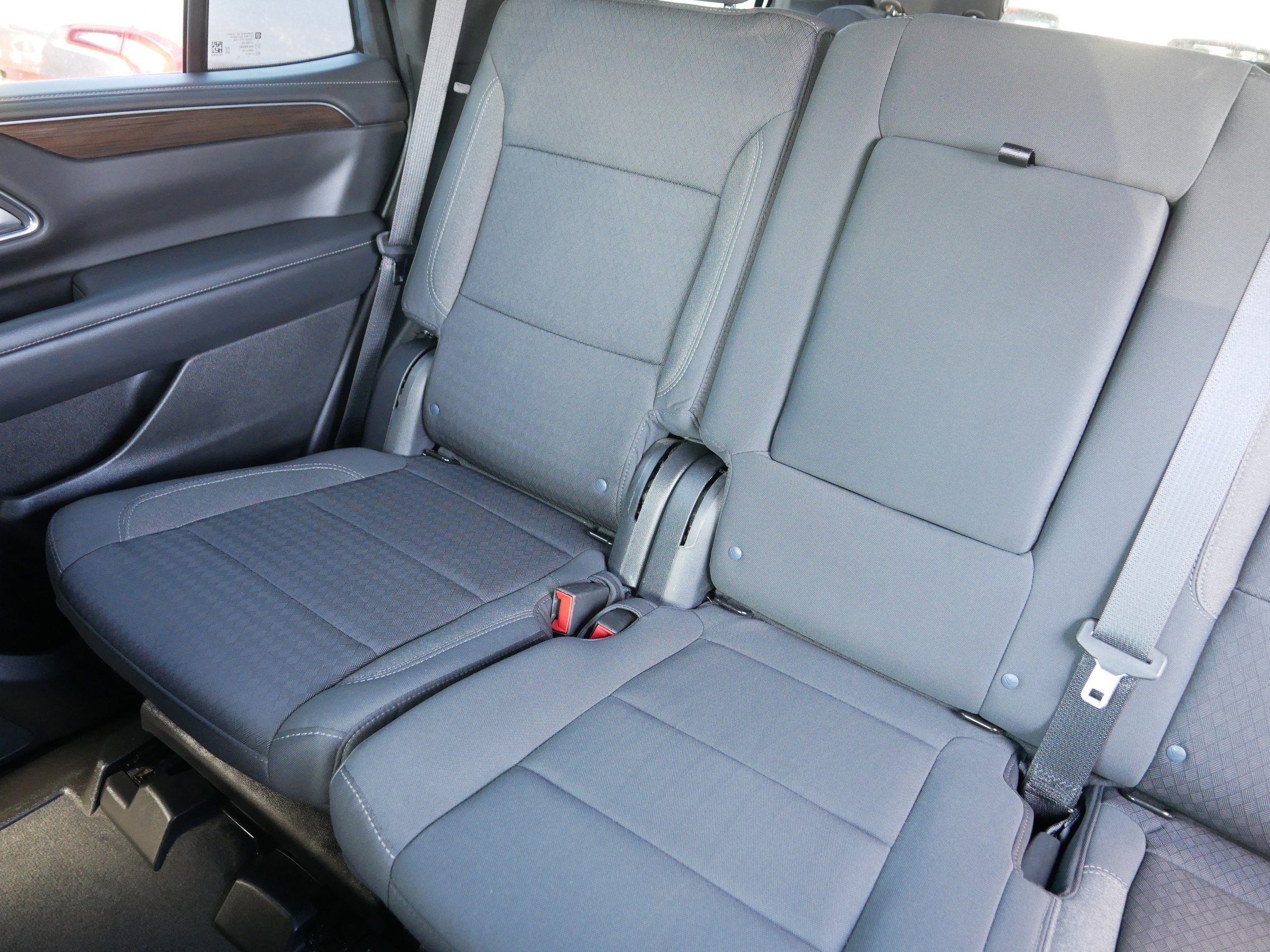 Used 2022 GMC Yukon SLE w/ Max Trailering Package AWD/4WD image 12